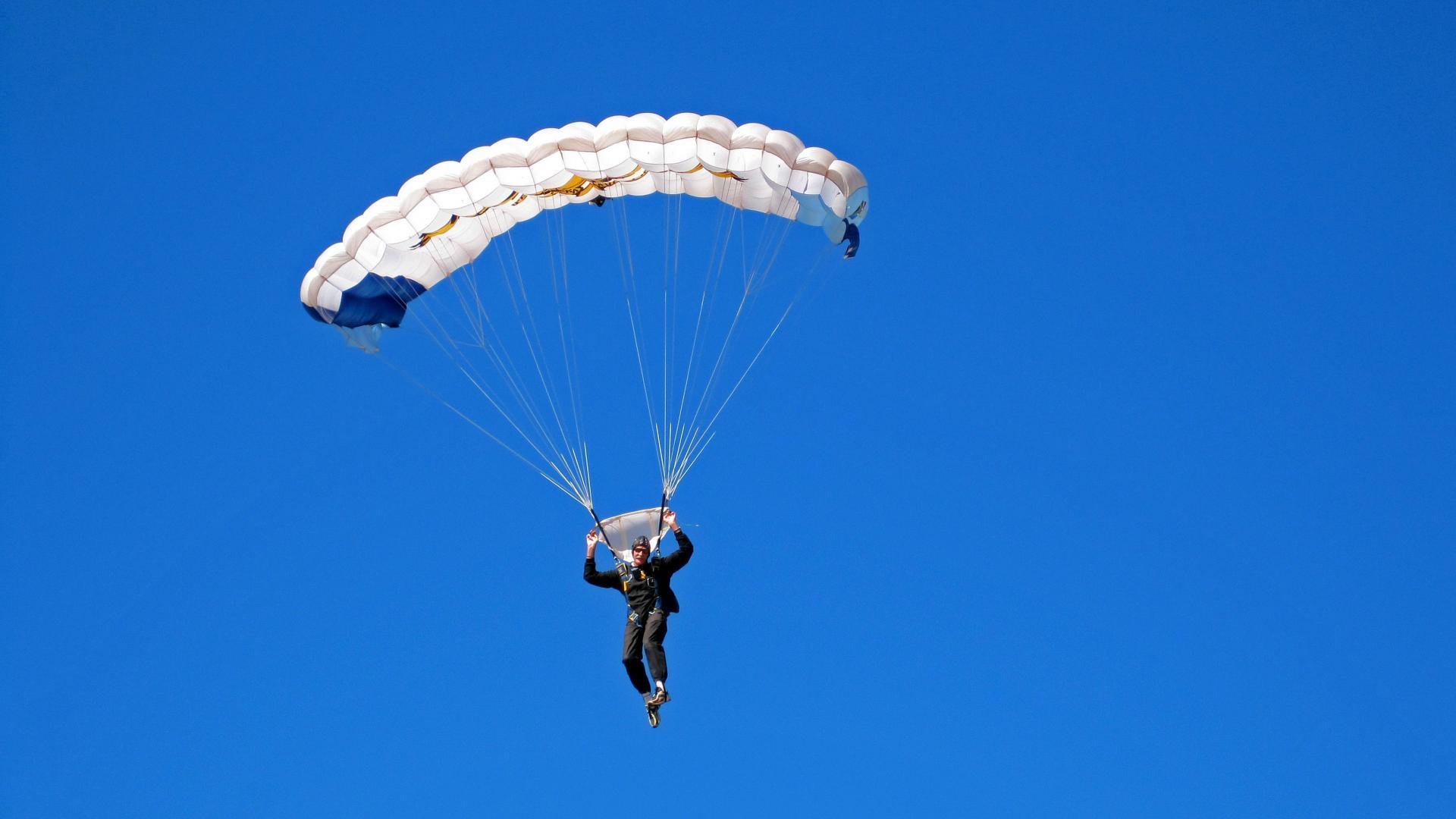 中小学体育课堂互动教学模式,小学体育课的互动教学