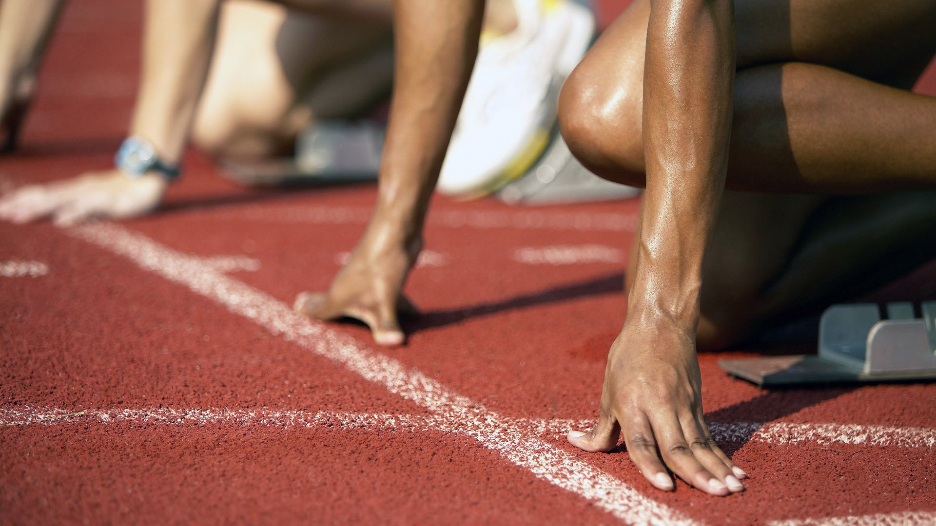 德甲球队高强度对抗中体能衰减与技术失误的关系研究